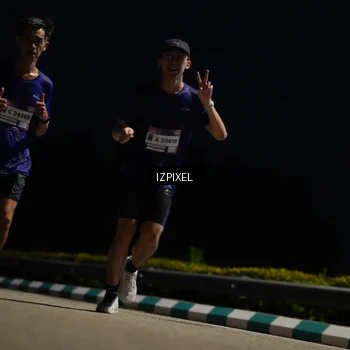 Runner Photo 7382331