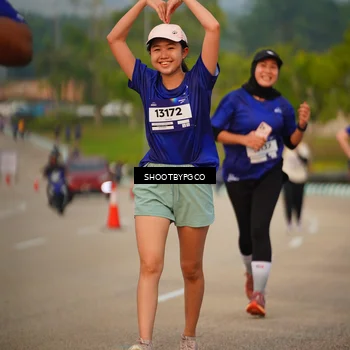 Runner Photo 7382340