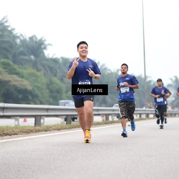 Runner Photo 7382389