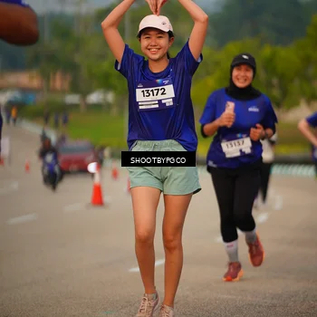 Runner Photo 7382429