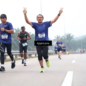 Runner Photo 7382434