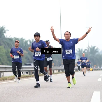 Runner Photo 7382435