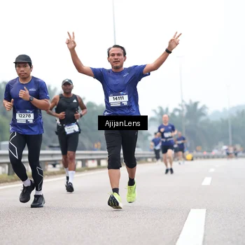 Runner Photo 7382443