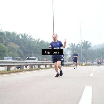 Runner Photo 7382500