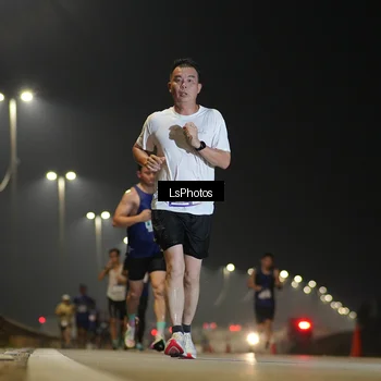Runner Photo 7382534