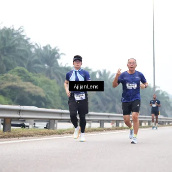 Runner Photo 7382535
