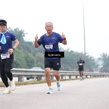 Runner Photo 7382546