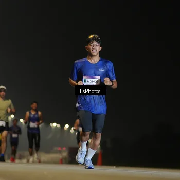 Runner Photo 7382565