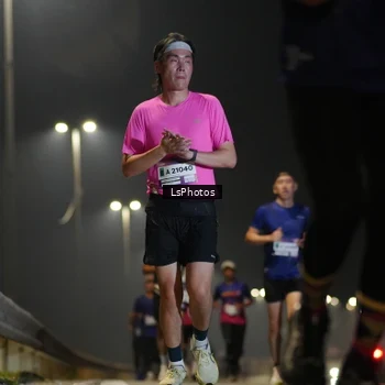 Runner Photo 7382607