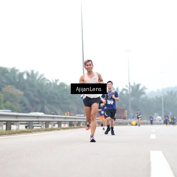 Runner Photo 7382609
