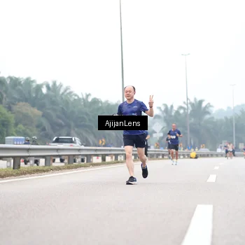 Runner Photo 7382624