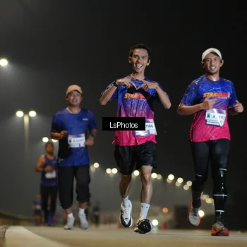 Runner Photo 7382626