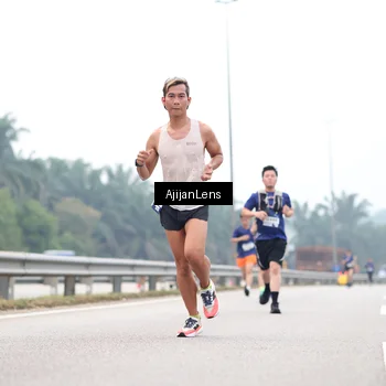 Runner Photo 7382634
