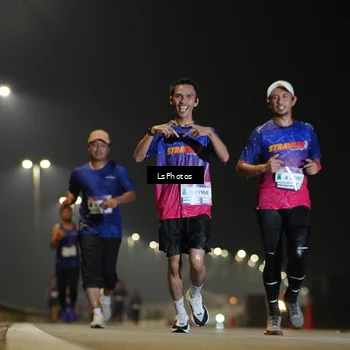 Runner Photo 7382645
