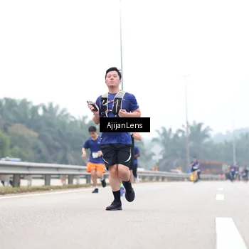 Runner Photo 7382650