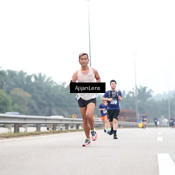 Runner Photo 7382659