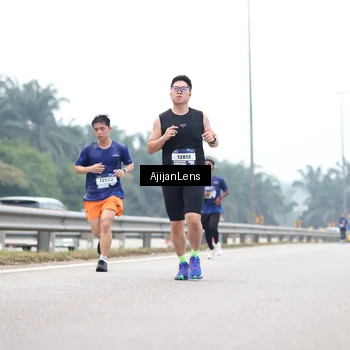 Runner Photo 7382675