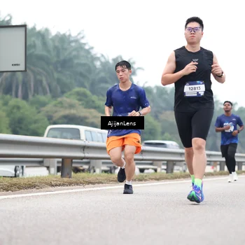 Runner Photo 7382697