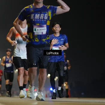 Runner Photo 7382737