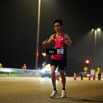 Runner Photo 7382743