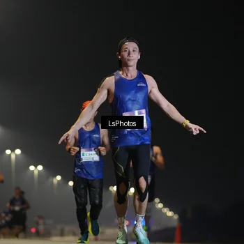 Runner Photo 7382758