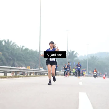 Runner Photo 7382763