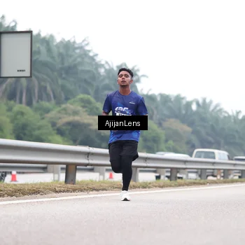Runner Photo 7382767