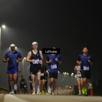 Runner Photo 7382781
