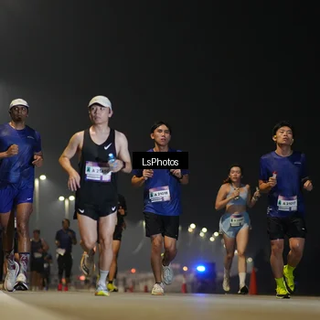 Runner Photo 7382789