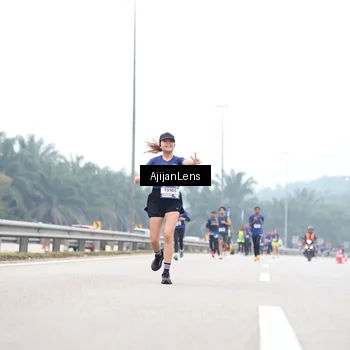 Runner Photo 7382791