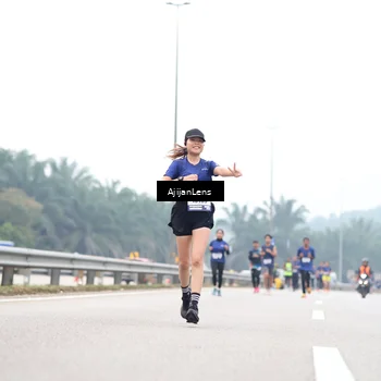Runner Photo 7382796