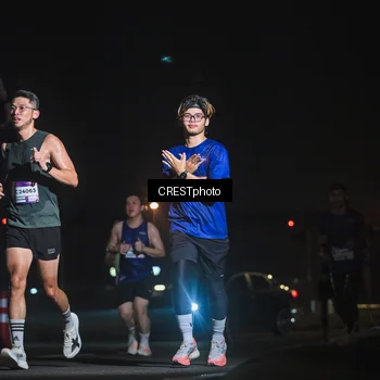 Runner Photo 7382813