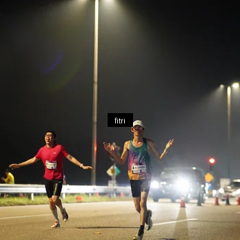 Runner Photo 7382819