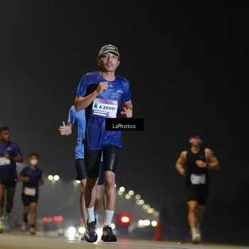 Runner Photo 7382821