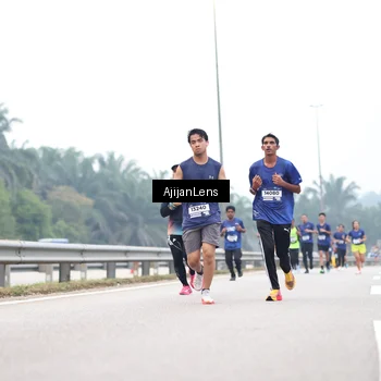 Runner Photo 7382874