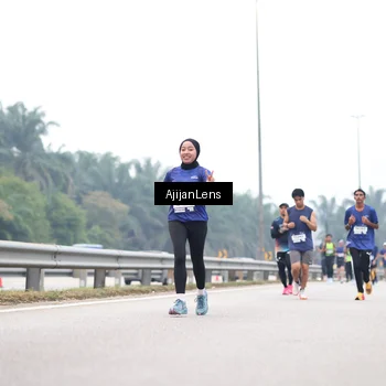 Runner Photo 7382891