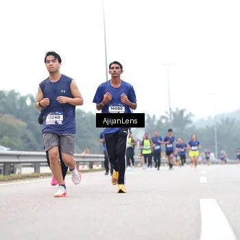 Runner Photo 7382892