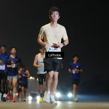 Runner Photo 7382894