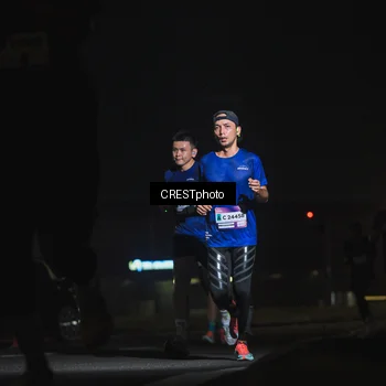 Runner Photo 7382899