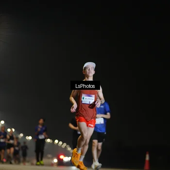 Runner Photo 7382903