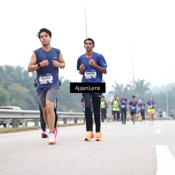 Runner Photo 7382907