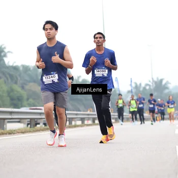Runner Photo 7382916