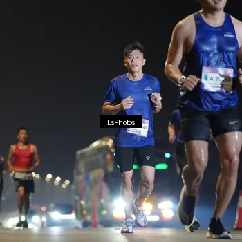 Runner Photo 7382924