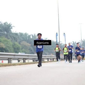 Runner Photo 7382932