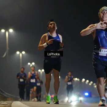 Runner Photo 7382938