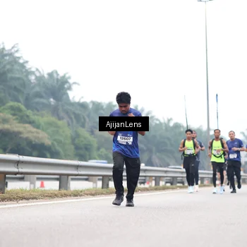 Runner Photo 7382954