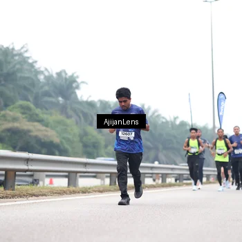 Runner Photo 7382965