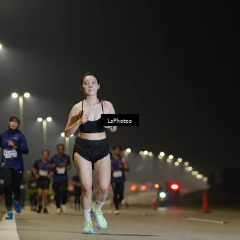 Runner Photo 7382996