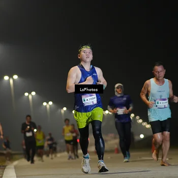Runner Photo 7383017