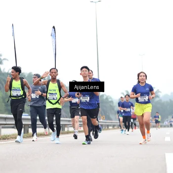 Runner Photo 7383030